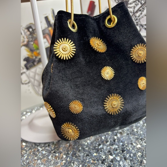 Embellished Velvet Bucket Bag NIP - Picture 5 of 13
